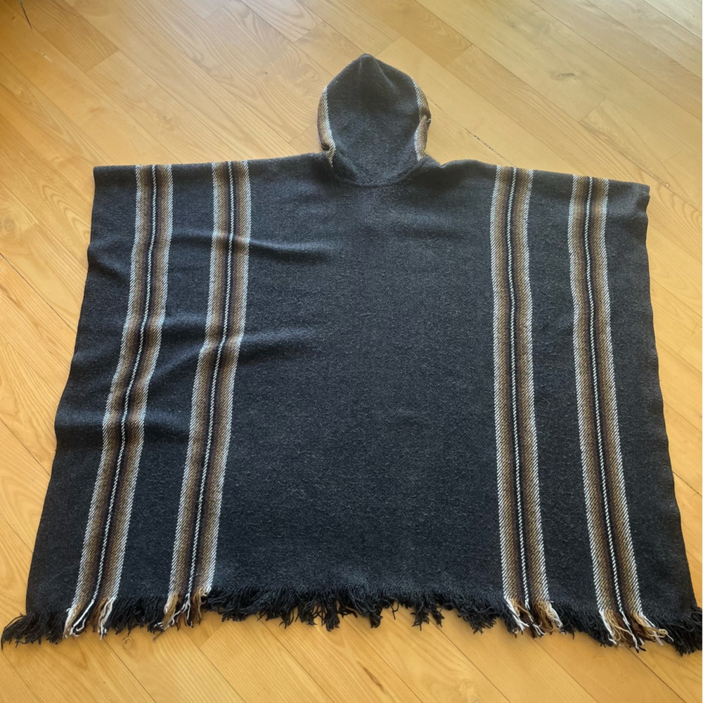 Gamboa Alpaca Wool Hooded Poncho Charcoal Striped Serape Cape, One Size - Picture 4 of 8